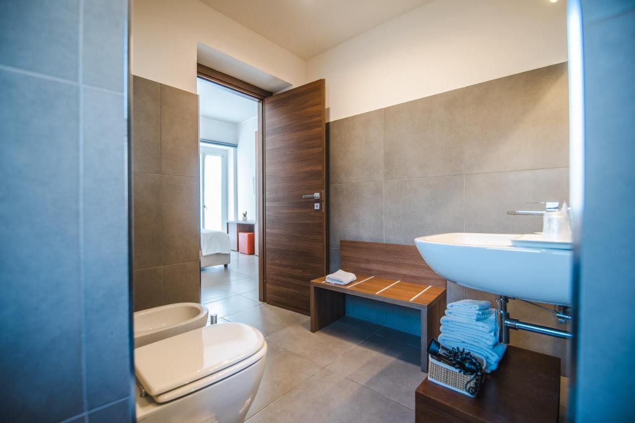 Arco Dei Pinto Bed & Breakfast Salerno Exterior foto