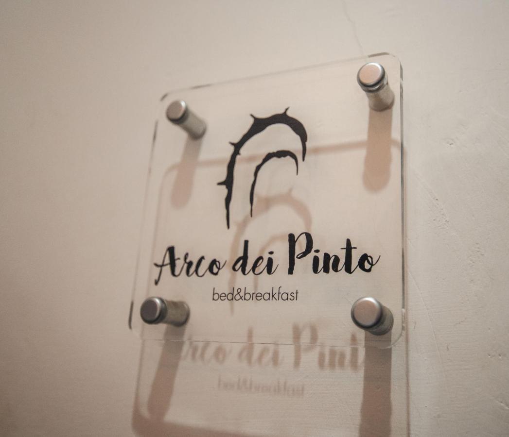 Arco Dei Pinto Bed & Breakfast Salerno Exterior foto