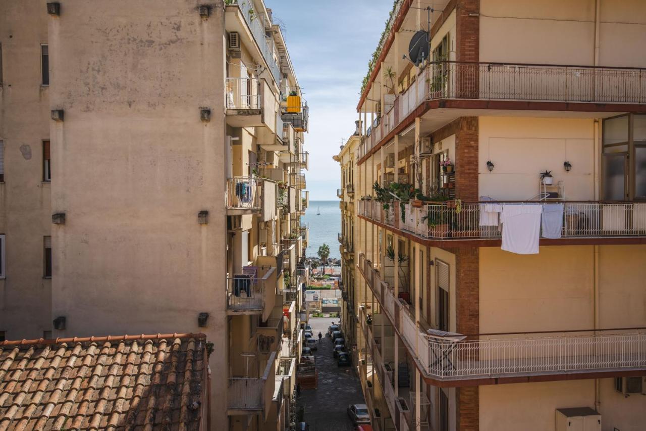 Arco Dei Pinto Bed & Breakfast Salerno Exterior foto