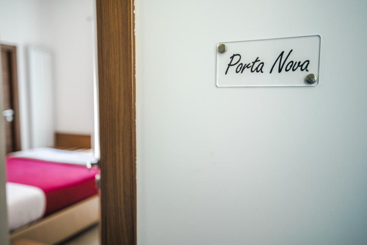 Arco Dei Pinto Bed & Breakfast Salerno Exterior foto